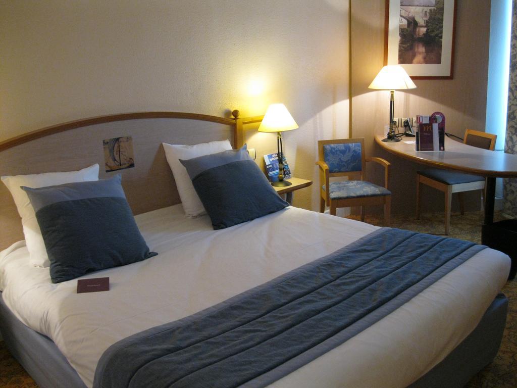 Mercure Nevers Pont De Loire Kültér fotó